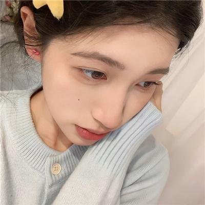 好女三头瞒